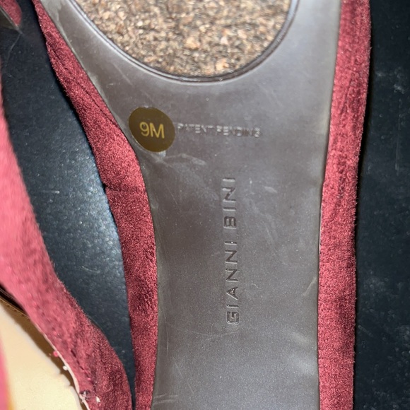 Stiletto Gianni Bini Maroon - Picture 8 of 9